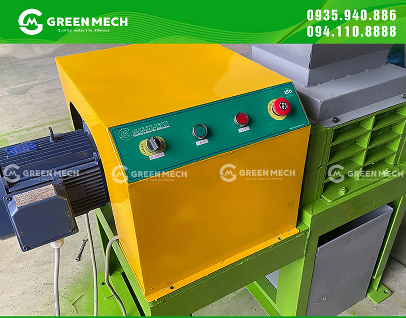 Tủ điều khiển dễ sử dụng